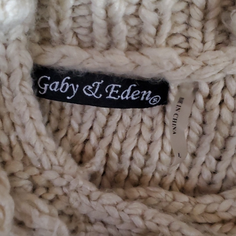 Gaby & Eden Shabby Chic Cardigan Sweater - Picture 7 of 7